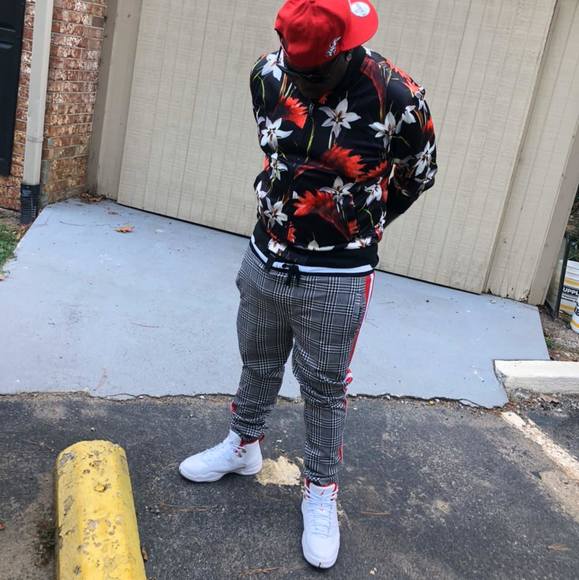 Meet your Posher, Mario - Picture 1 of 1